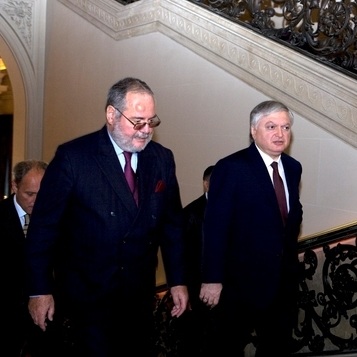 Minsk Group Co-Chair H.E. Mr Jacques Faure and Armenian MFA H.E. Mr Nalbandyan during a meeting on 2 September 2012 (source: http://www.mfa.am/en/gallery/item/2012/09/02/mng_meeting1/)
